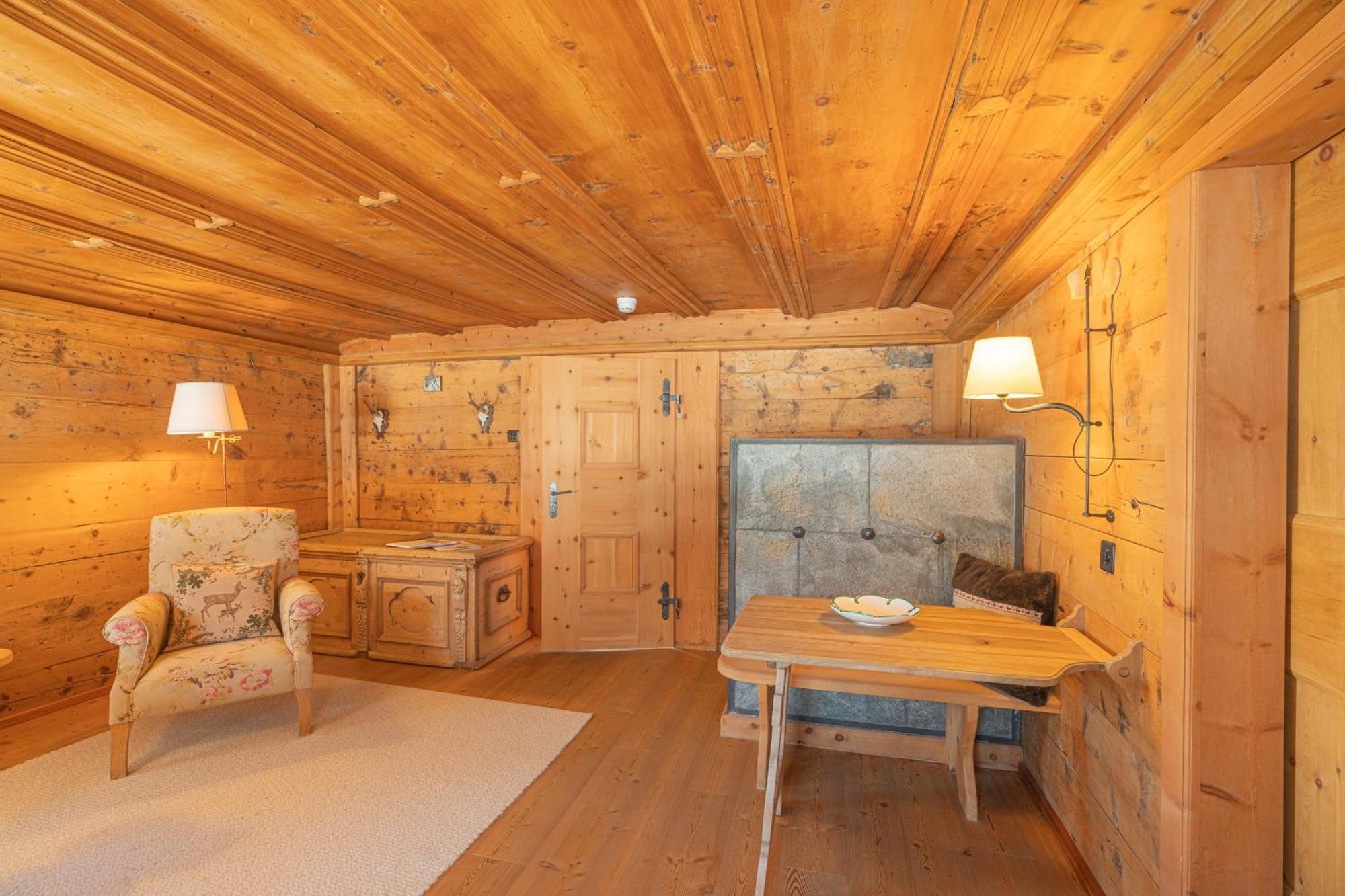 Gasthaus & Hotel Berninahaus Pontresina Room photo